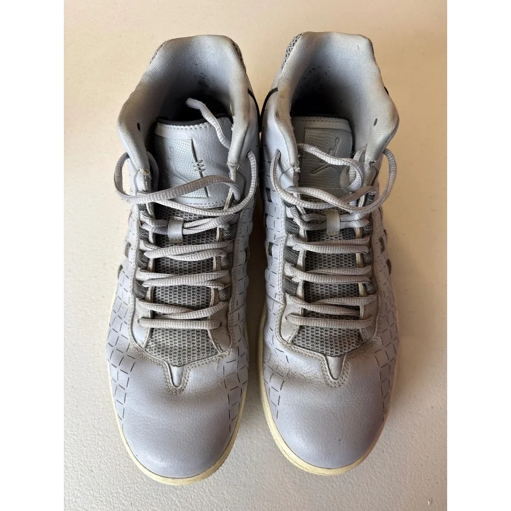 Jordan Wolf Grey Laser Cut High Top Sneakers Men 11 705141-003
